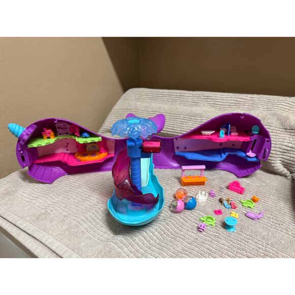 Polly Pocket Sparkle Cove Adventure Narwhal Boat Playset - Picture 6 of 7